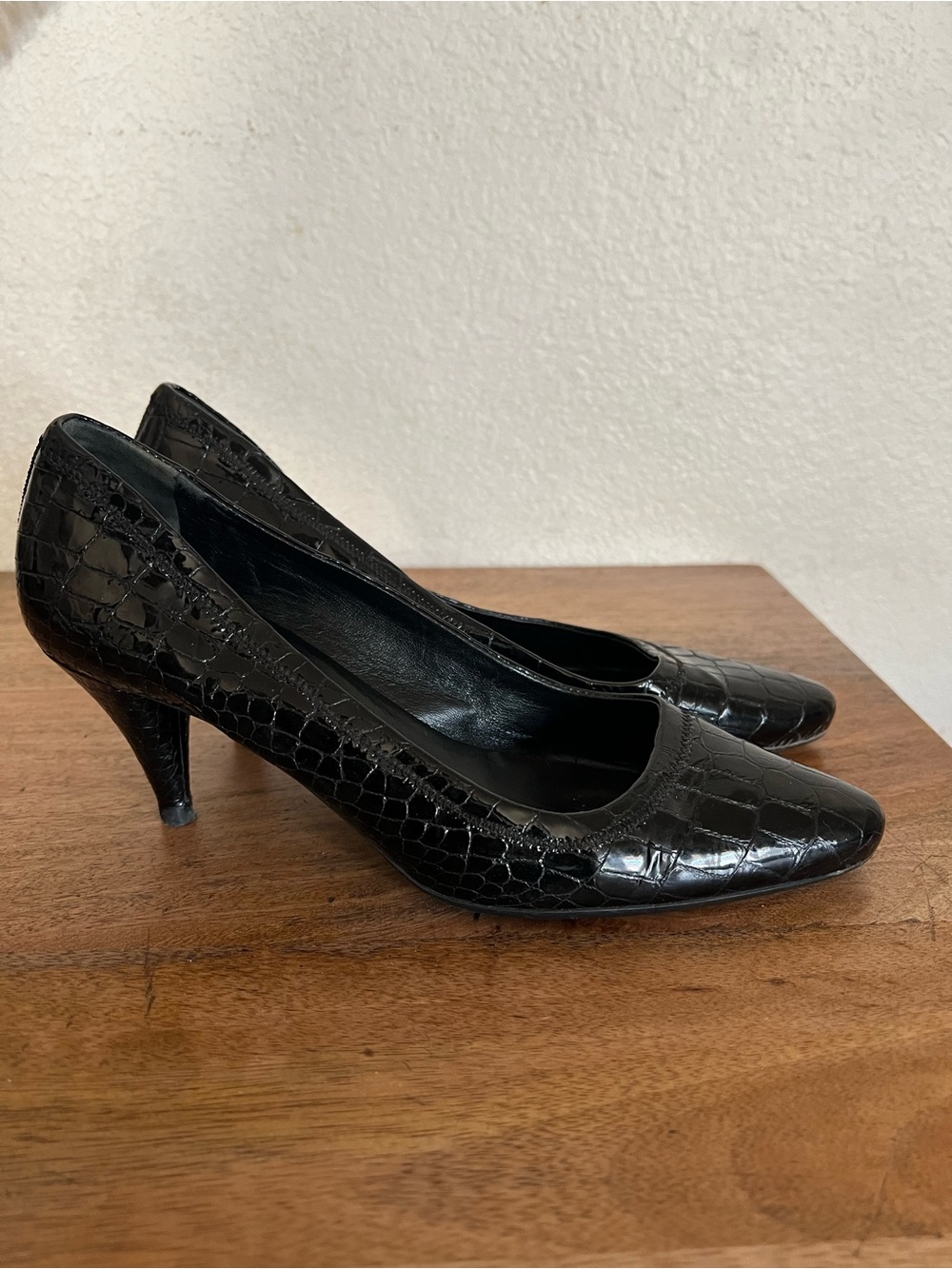 PRADA Cocco Lux Print Black Croco Embossed Leather Pumps Size 38.5